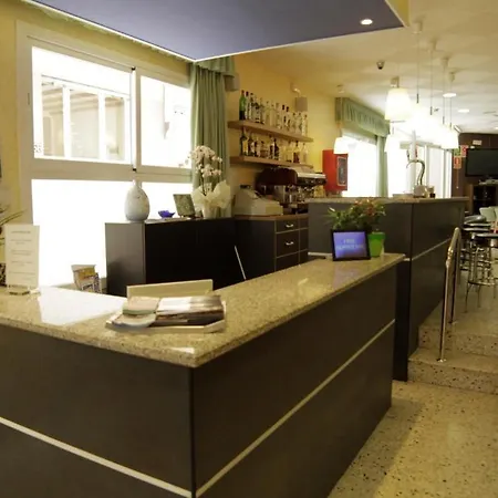 Proa Astor Hotell