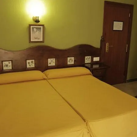 Proa Astor Otel Lloret de Mar