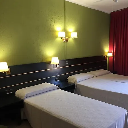 Proa Astor Otel Lloret de Mar