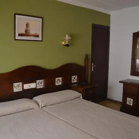 Proa Astor Otel Lloret de Mar